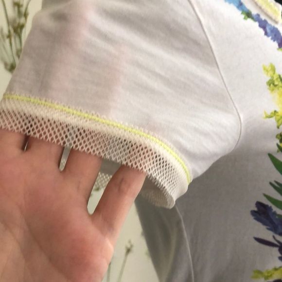 Roberto Cavalli Women’s Tee - Picture 5 of 11